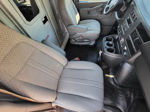 New 2026 GMC Savana 3500 w/ Power Convenience Package RWD image 13