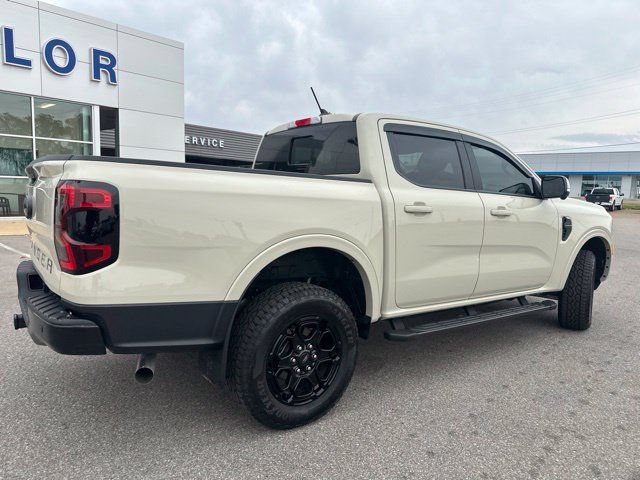 Used 2025 Ford Ranger Lariat w/ Black Appearance Package RWD image 21