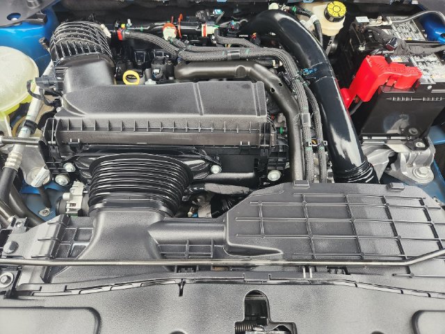 Used 2025 Ford Maverick Lobo AWD/4WD image 32