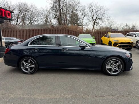 Used 2017 Mercedes-Benz E 300 4MATIC image 4