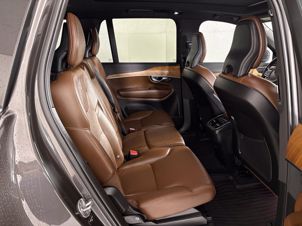 Used 2024 Volvo XC90 B6 Plus w/ Protection Package Premier AWD/4WD image 41