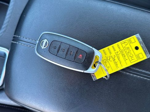 Used 2024 Nissan Sentra SV image 27