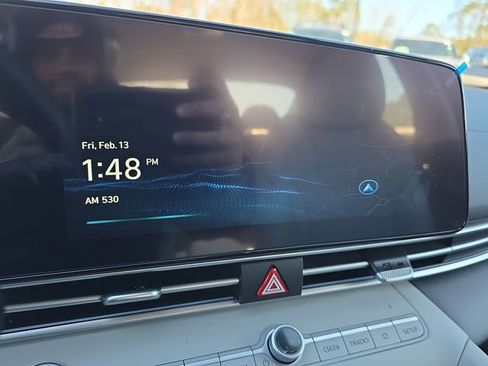 New 2026 Hyundai Elantra Limited FWD image 29