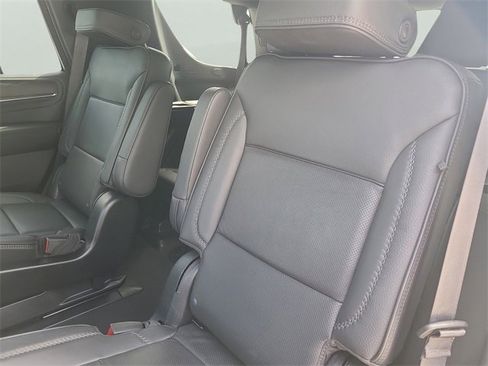 Used 2022 GMC Yukon Denali image 15
