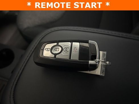 New 2025 Ford Maverick XLT w/ XLT Luxury Package image 26