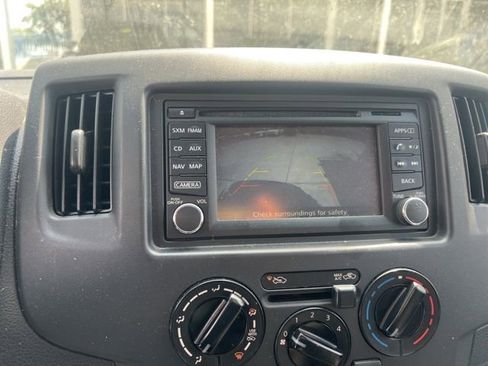 Used 2019 Nissan NV200 SV w/ Navigation Package image 8