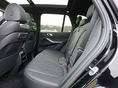 Certified 2023 BMW X5 xDrive40i w/ Premium Package image 10