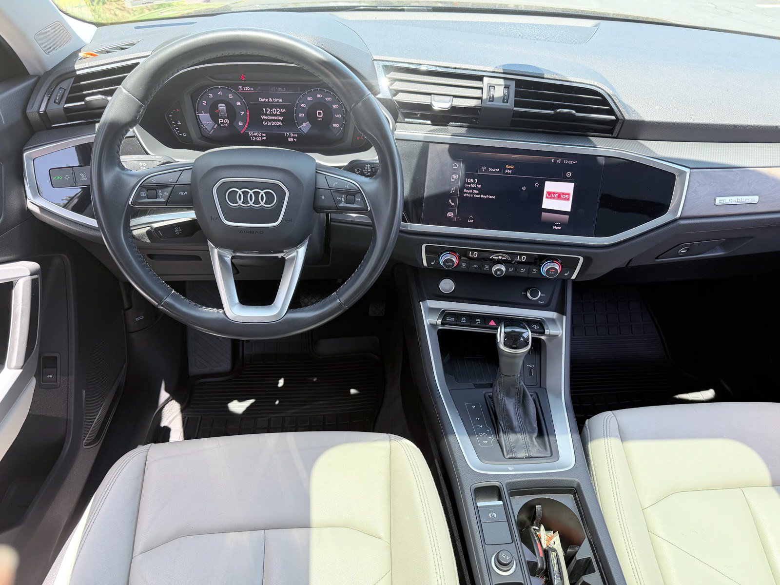 Used 2019 Audi Q3 2.0T Premium Plus w/ Premium Plus Package AWD/4WD image 10