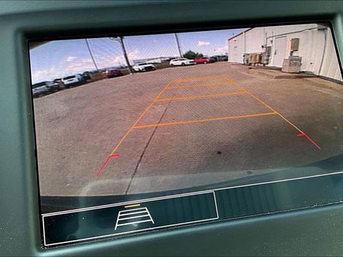 Used 2023 Chevrolet Equinox LT image 29