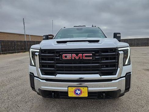 New 2026 GMC Sierra 2500 Pro w/ Convenience Package image 8