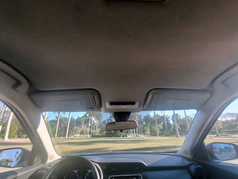 Used 2023 Nissan Kicks S image 22