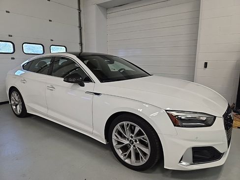 Used 2022 Audi A5 2.0T Premium w/ Convenience Package image 7