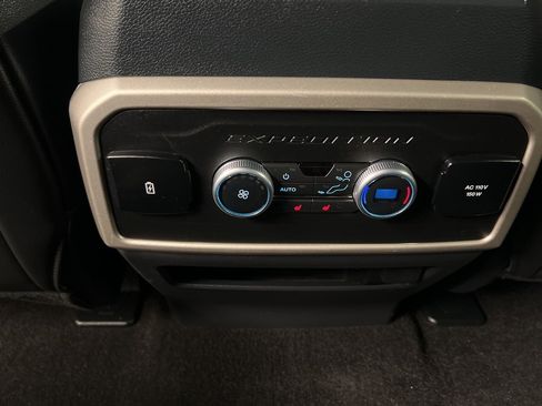Certified 2022 Ford Expedition Max Limited image 33