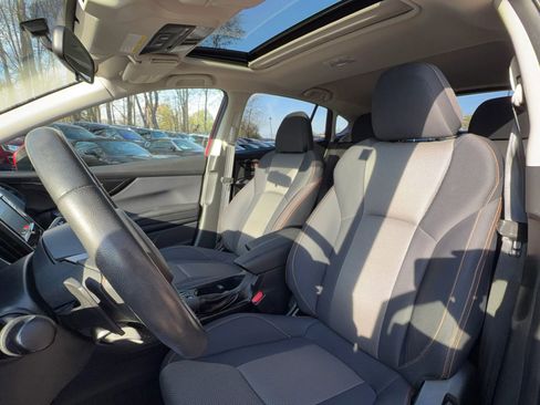 Used 2019 Subaru Crosstrek 2.0i Premium image 18