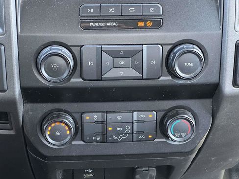 Used 2020 Ford F250 XL w/ Power Equipment Group AWD/4WD image 17
