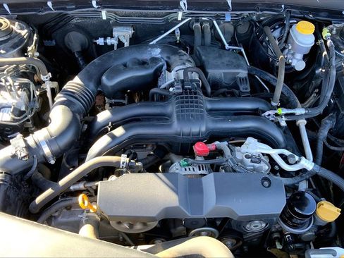 Used 2013 Subaru Outback 2.5i Limited w/ Moonroof Pkg image 29