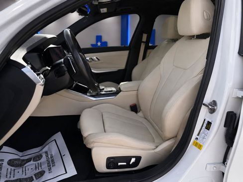 Used 2019 BMW 330i Sedan w/ Premium Package RWD image 9