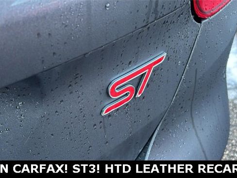 Used 2018 Ford Focus ST w/ Equipment Group 402A image 29