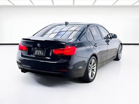 Used 2017 BMW 330i Sedan image 4