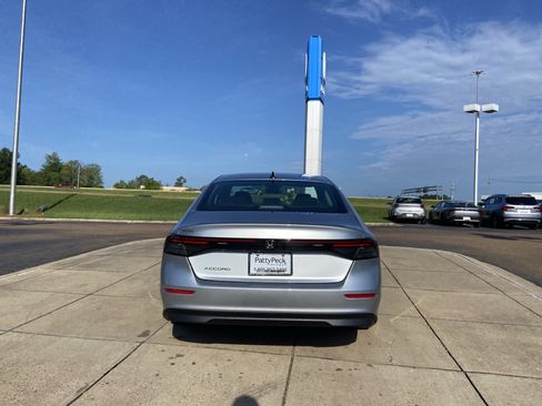 New 2026 Honda Accord SE image 10