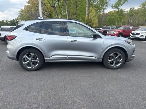 Certified 2023 Ford Escape ST-Line w/ Tech Pack #1 AWD/4WD image 11