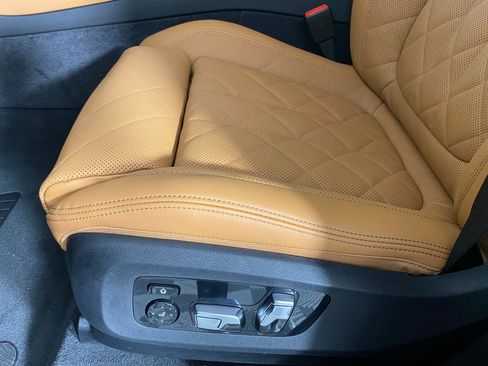 New 2026 BMW X5 sDrive40i image 11