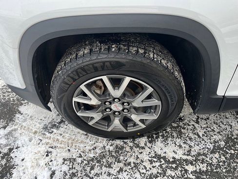 Used 2020 GMC Acadia SLE w/ Driver Convenience Package image 13