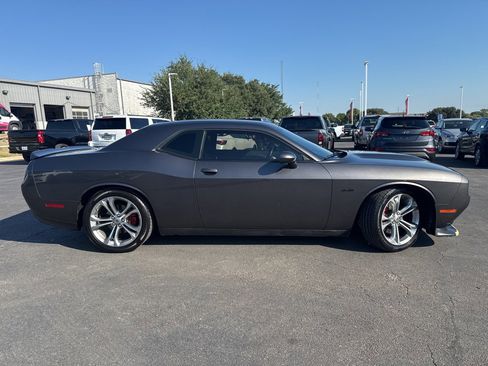 Used 2023 Dodge Challenger R/T w/ Blacktop Package image 2