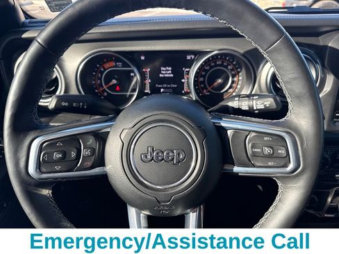 Used 2021 Jeep Wrangler Unlimited Sahara image 16