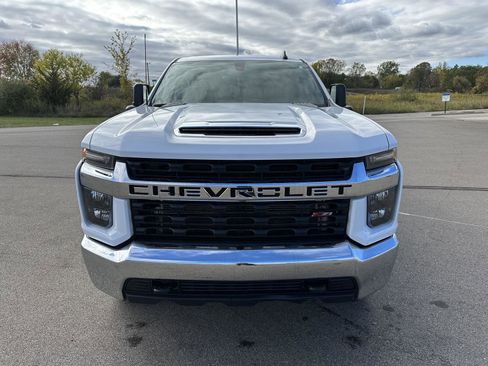Used 2023 Chevrolet Silverado 2500 LT image 11