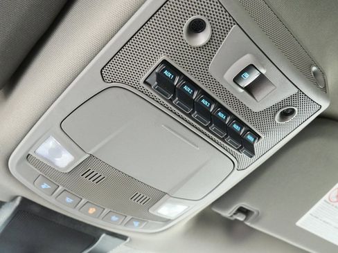 Used 2021 Ford F350 Lariat w/ Lariat Value Package image 36