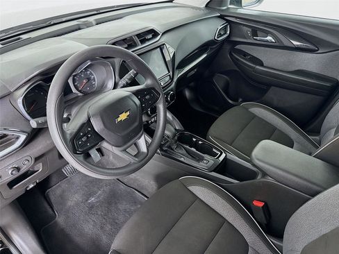 Used 2022 Chevrolet TrailBlazer LT w/ Convenience Package image 10