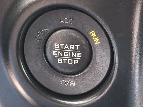 Used 2020 Jeep Wrangler Unlimited Sport S AWD/4WD image 25