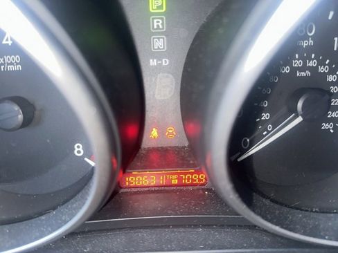 Used 2011 MAZDA MAZDA3 i Sport image 12