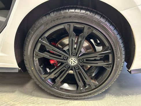 Used 2021 Volkswagen Jetta GLI Autobahn FWD image 21
