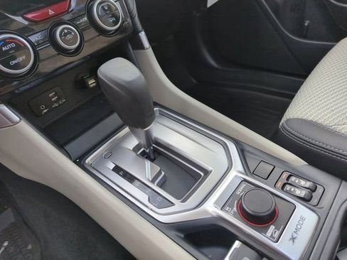 Used 2022 Subaru Forester Premium image 32