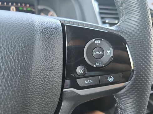 Used 2023 Honda Passport Elite image 18