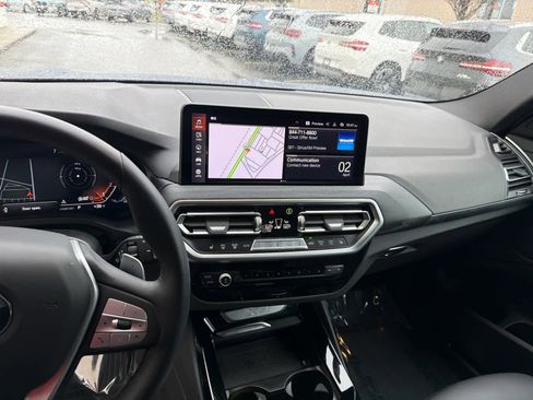 Used 2023 BMW X3 xDrive30i w/ Premium Package image 17