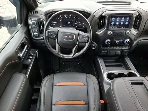 Used 2021 GMC Sierra 2500 AT4 w/ Gooseneck/5TH Wheel Package image 12