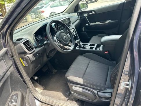 Used 2020 Kia Sportage LX AWD/4WD image 9