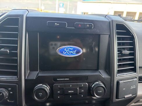 Used 2020 Ford F150 XLT w/ Equipment Group 302A Luxury image 17