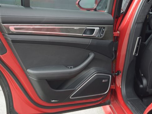 Certified 2023 Porsche Panamera GTS AWD/4WD image 29