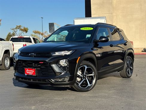 Used 2022 Chevrolet TrailBlazer RS image 2