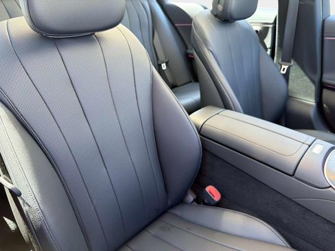 Used 2025 Mercedes-Benz E 350 Sedan image 23