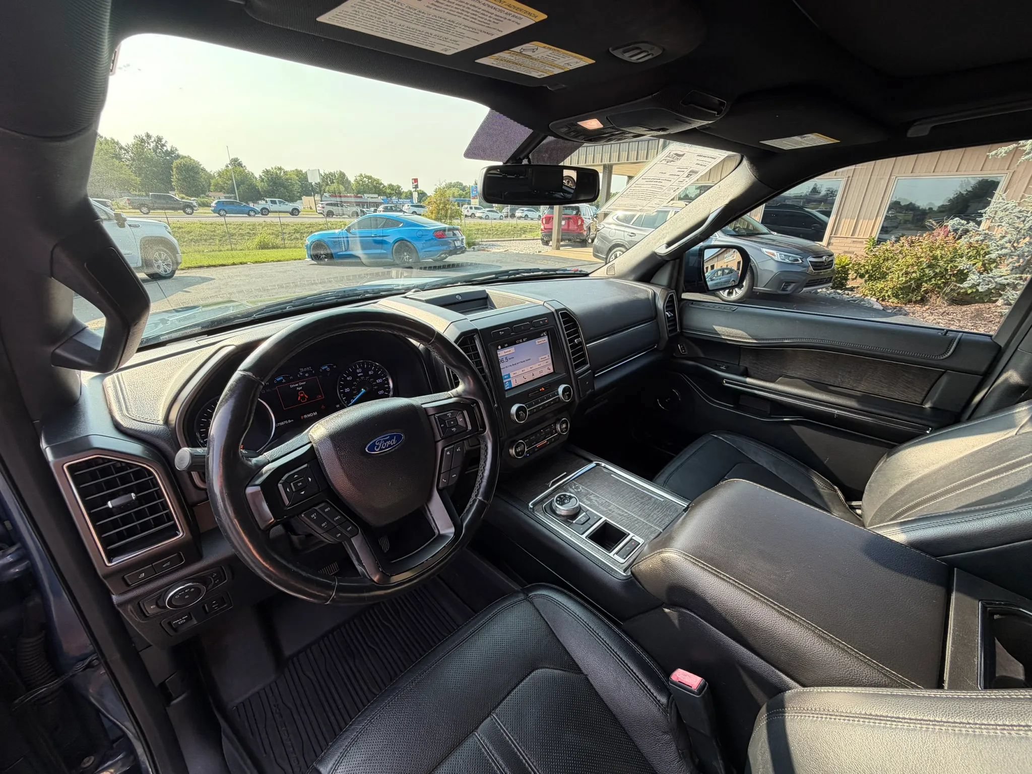 Used 2019 Ford Expedition Limited RWD image 18