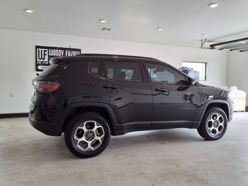 Used 2022 Jeep Compass Trailhawk w/ Trailhawk Elite Group AWD/4WD image 16