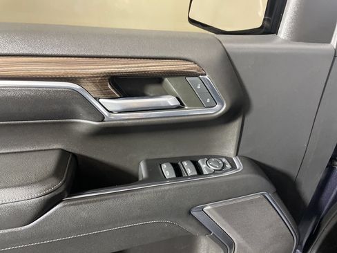 Used 2023 Chevrolet Silverado 1500 RST w/ Protection Package AWD/4WD image 9