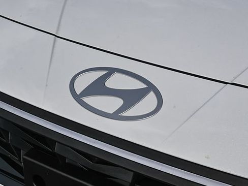 Certified 2026 Hyundai Elantra Sport FWD image 13