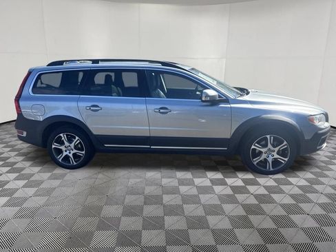 Used 2013 Volvo XC70 T6 AWD/4WD image 9