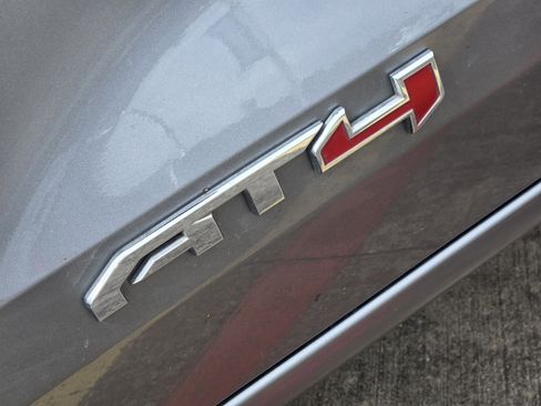 Used 2024 GMC Canyon AT4 w/ AT4 Premium Package image 8